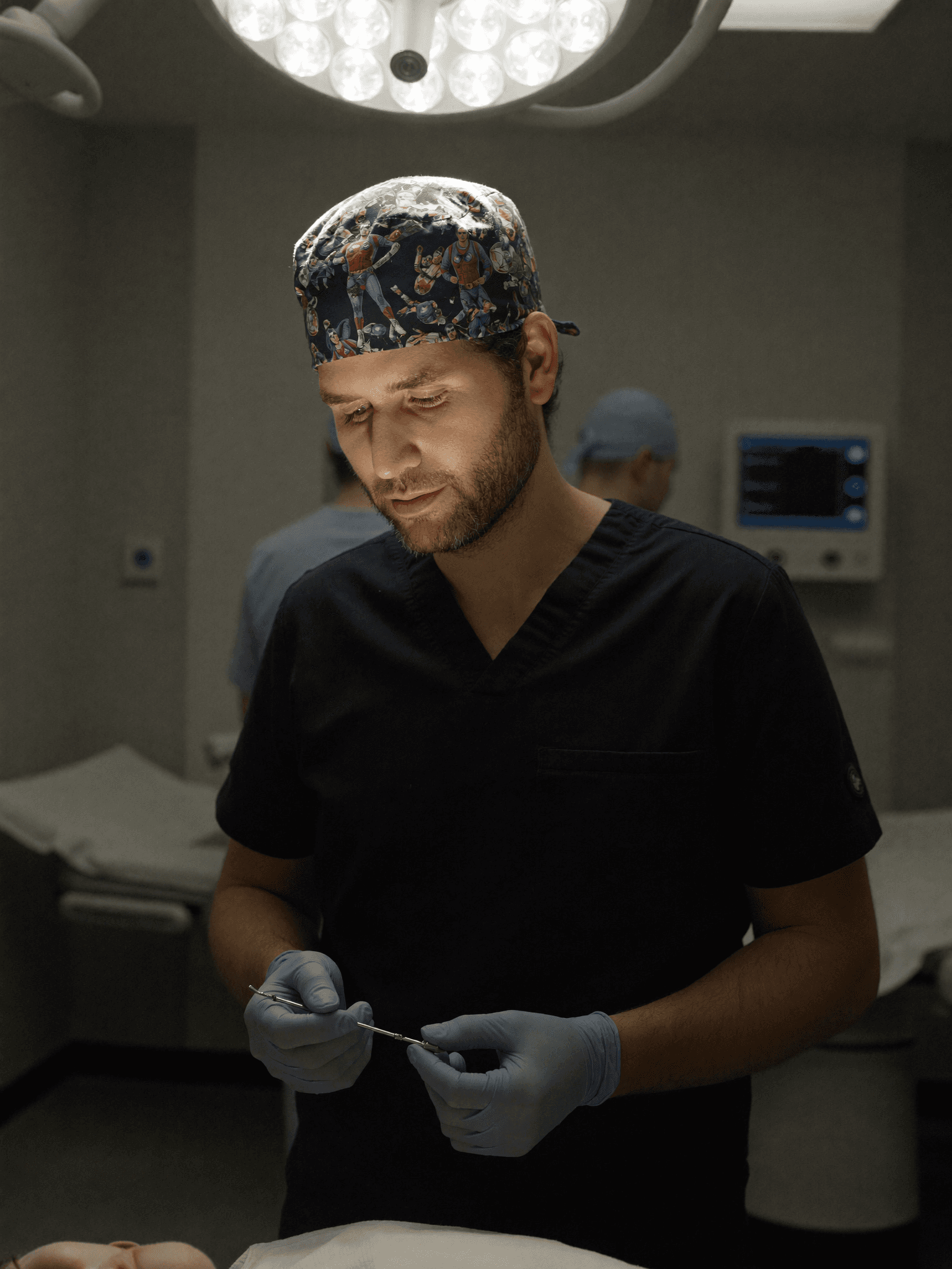 Dr. Kaplan in the operating room